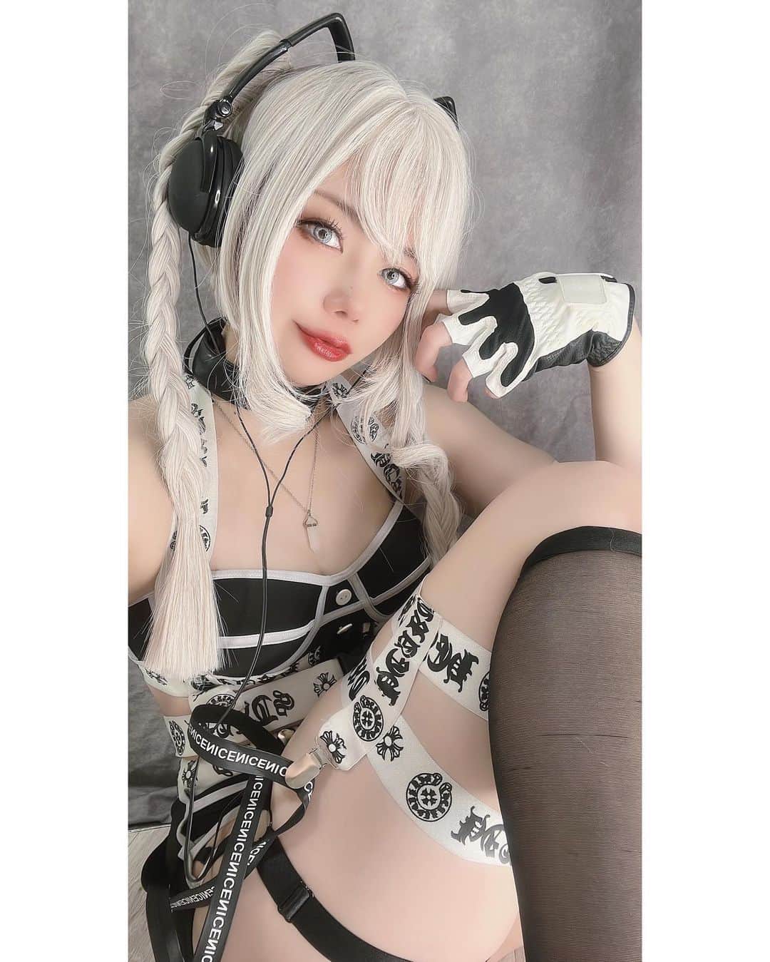 玉樹るいのインスタグラム：「たまには自撮りを☺️ ファンティアのフリーでも載せたやつだよ✨  #自撮り　#selfie #cosplay #cyber」