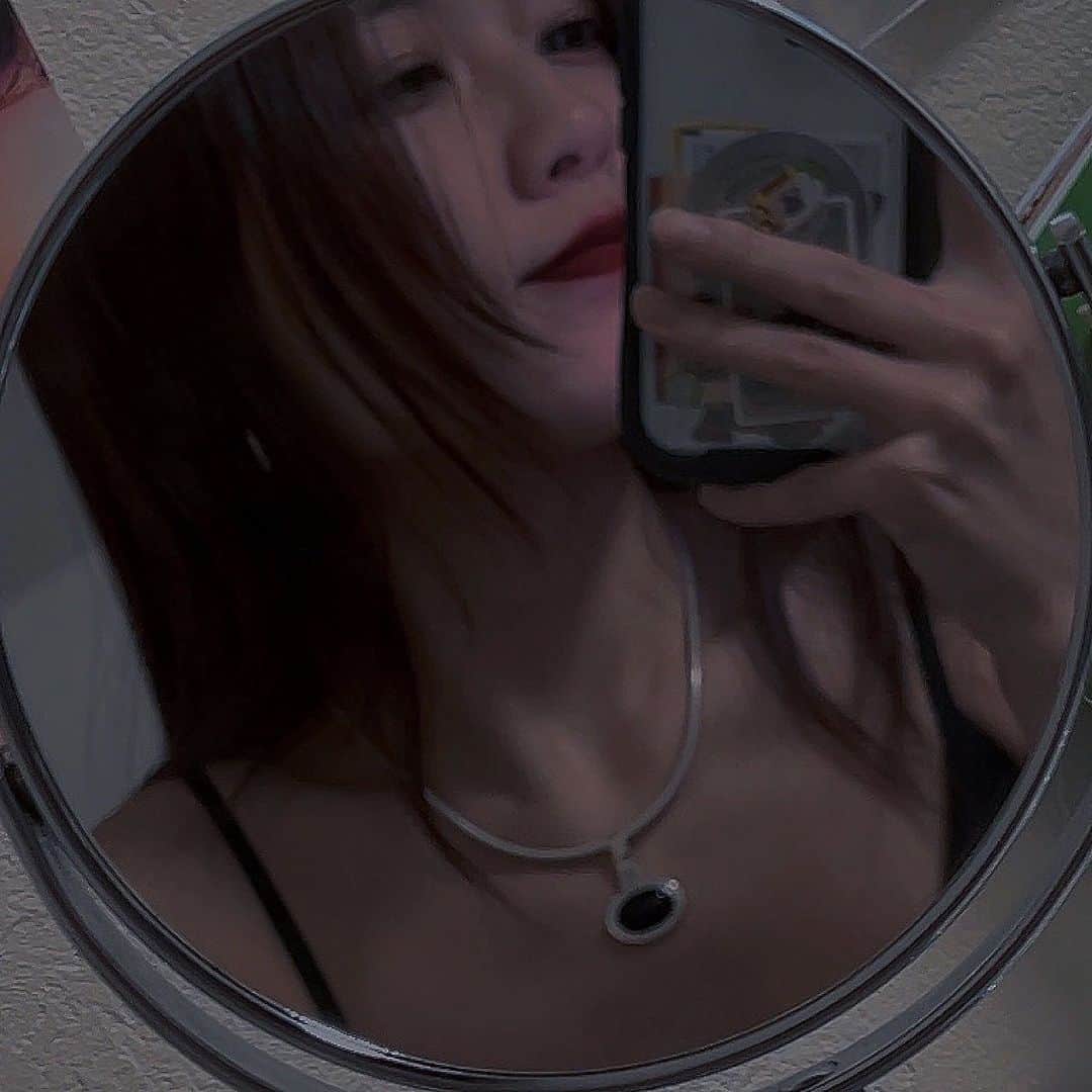 上野 紗也加のインスタグラム：「👽🤍」