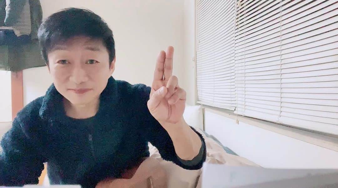 関沢圭司のインスタグラム：「はい、『元気を出して』やってみました😃https://youtu.be/paAbYlBvYUE」