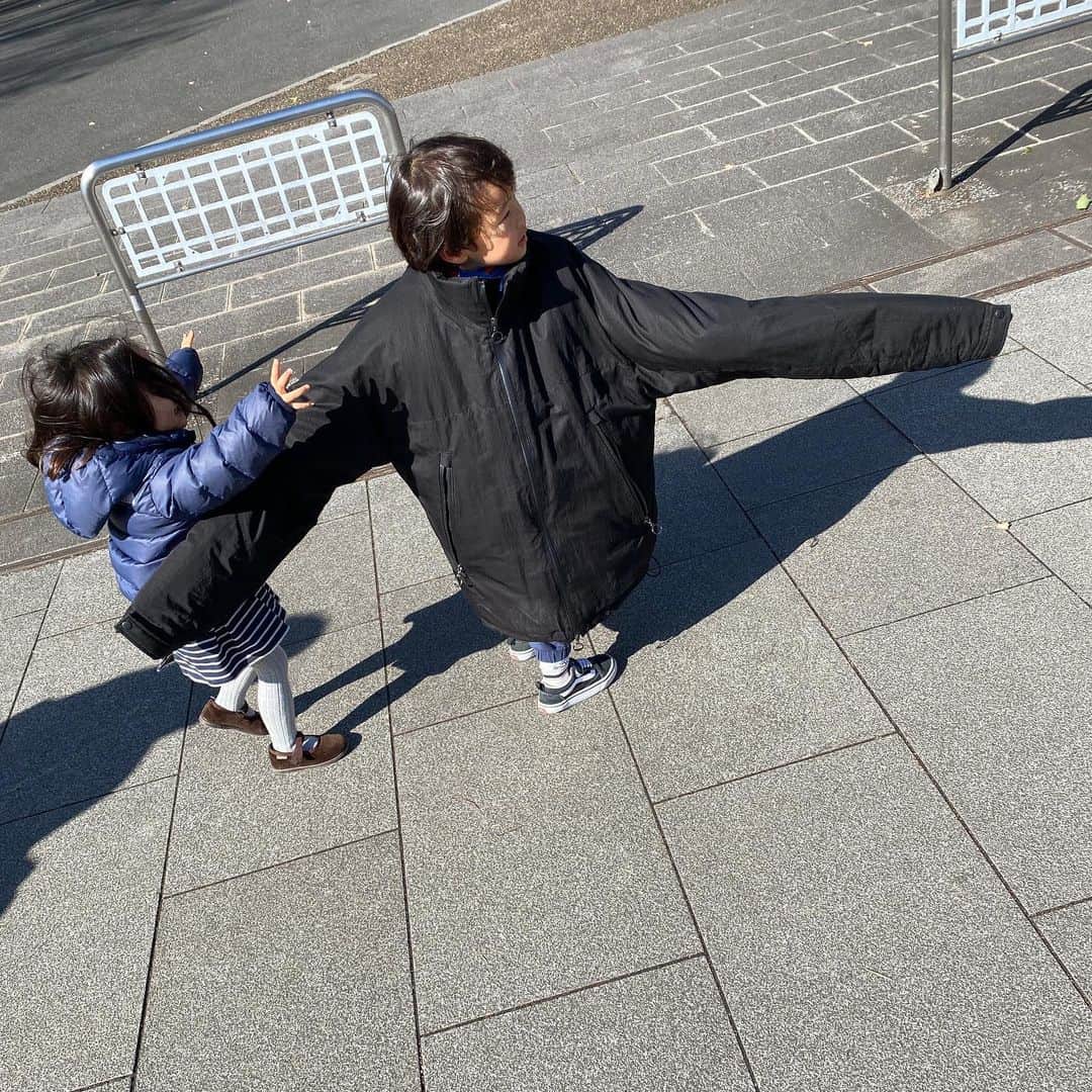 環ROYのインスタグラム：「. 春荒」