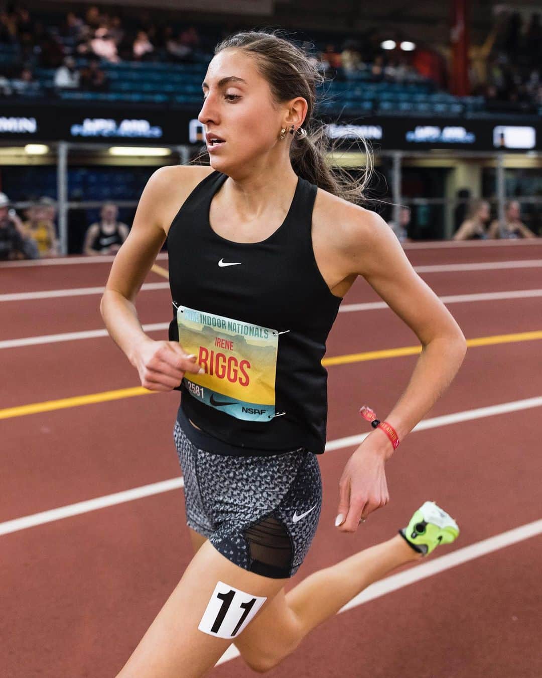 NikeNYCさんのインスタグラム写真 - (NikeNYCInstagram)「The 2023 Nike Indoor Nationals held its first competition at the historic @armorynyc, bringing together America's best and fastest high school athletes. Swipe left for major FOMO. 👟💨 #NIN23     📸: Fred Goris, @paulsta_」3月14日 0時16分 - nikenyc