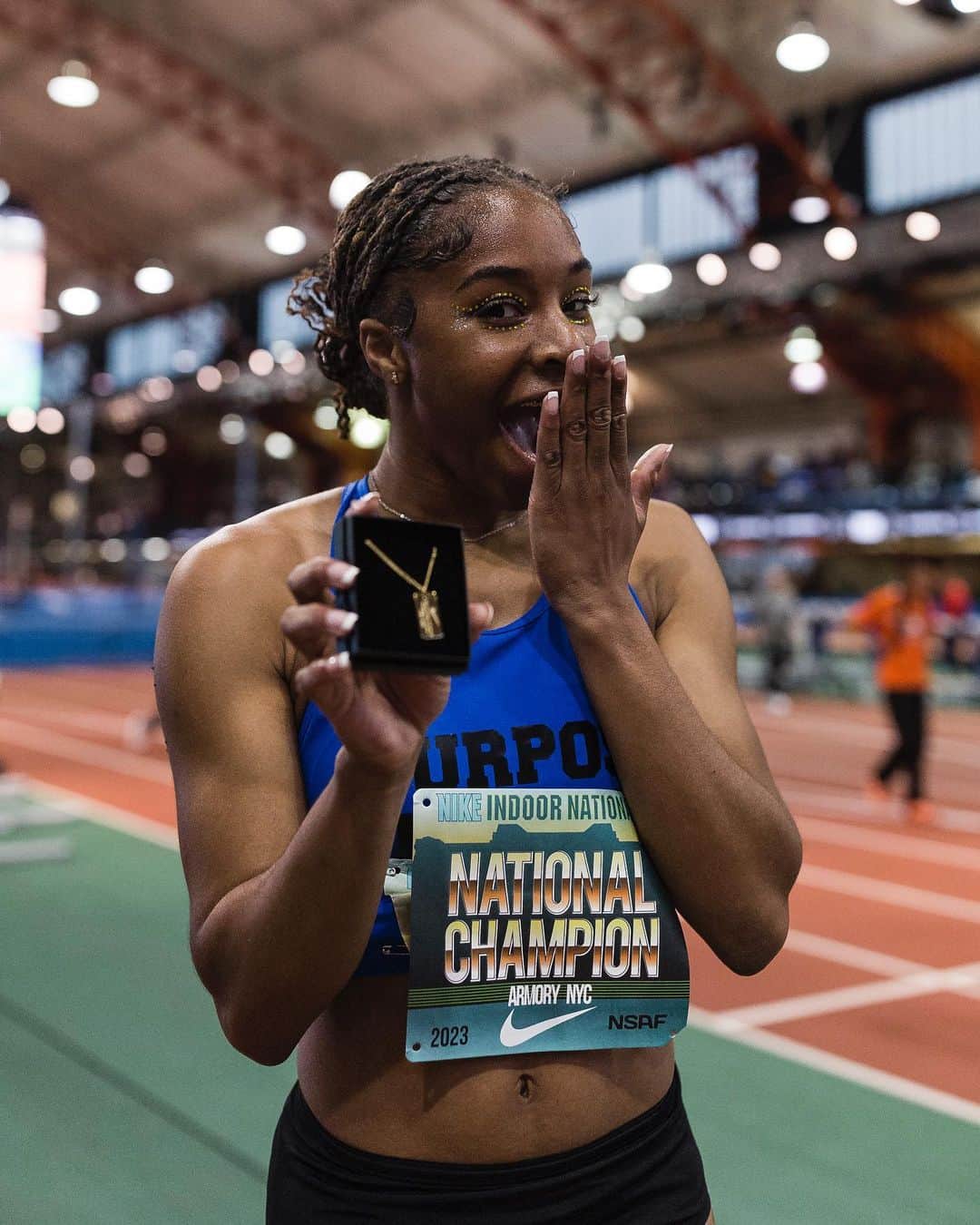 NikeNYCのインスタグラム：「The 2023 Nike Indoor Nationals held its first competition at the historic @armorynyc, bringing together America's best and fastest high school athletes. Swipe left for major FOMO. 👟💨 #NIN23     📸: Fred Goris, @paulsta_」