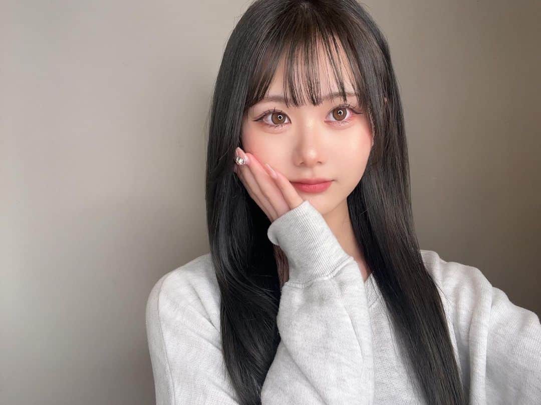 しずくのインスタグラム：「髪暗くしてみた☺︎    #07」
