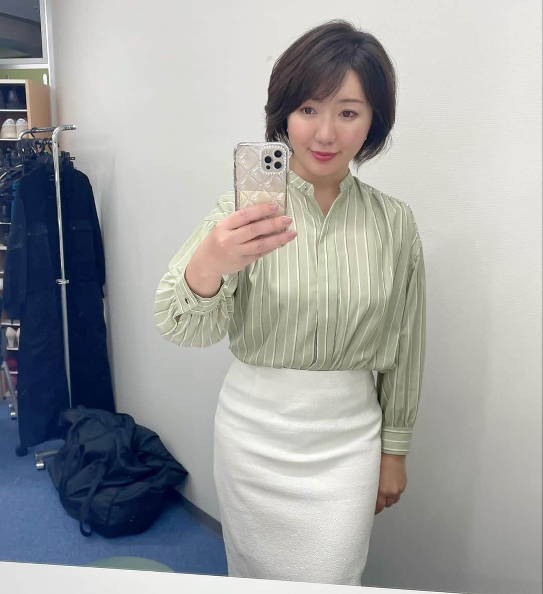 角田華子のインスタグラム：「先週3月11日の #福岡ニュースファイルcube  #衣装は #淡いグリーンの #ストライプシャツ  でした^_^  暖かい日が続いて 桜の開花が早まりそう🌸  楽しみです✨」