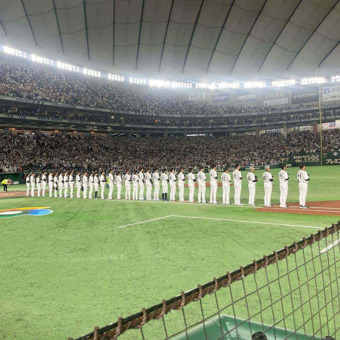 中林美和さんのインスタグラム写真 - (中林美和Instagram)「日本すごい！！ 準々決勝も頑張って！！！⚾️  #WBC2023#侍ジャパン #🇯🇵#⚾️ @samuraijapan_official」3月13日 17時08分 - miwanakabayashi