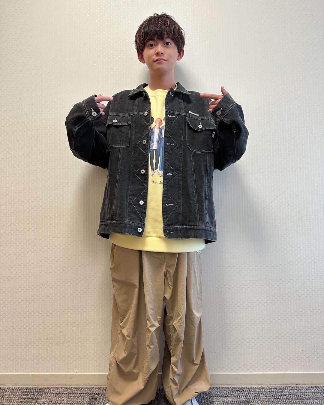 松丸亮吾さんのインスタグラム写真 - (松丸亮吾Instagram)「最近の衣装写真たち！  どれが好きですか！？」3月13日 17時40分 - ryogomatsumaru