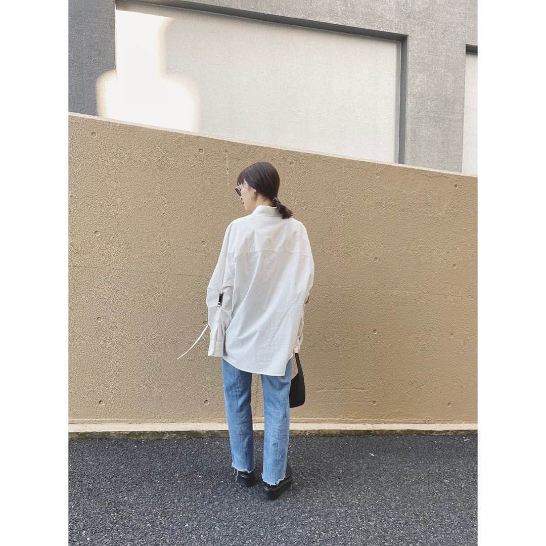 野尻美穂のインスタグラム：「あーシャツがすき！  @nomat_official」