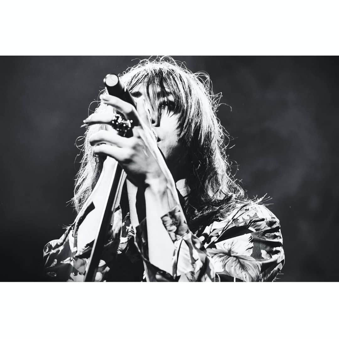 のインスタグラム：「昨晩、宮城は仙台GIGSにオンステージ。  写真 @cazrowaoki   #宮城 #仙台 #仙台gigs #友の会 #superbeaver #🎋」