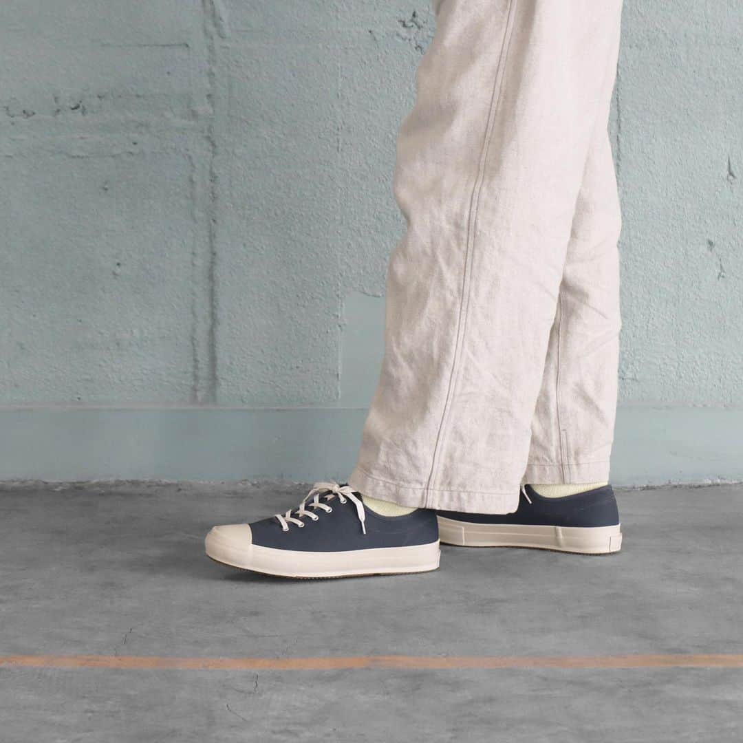 のインスタグラム：「UBAL / NAVY  #moonstarshoes  #finevulcanized  #ubal  #madeinkurume」