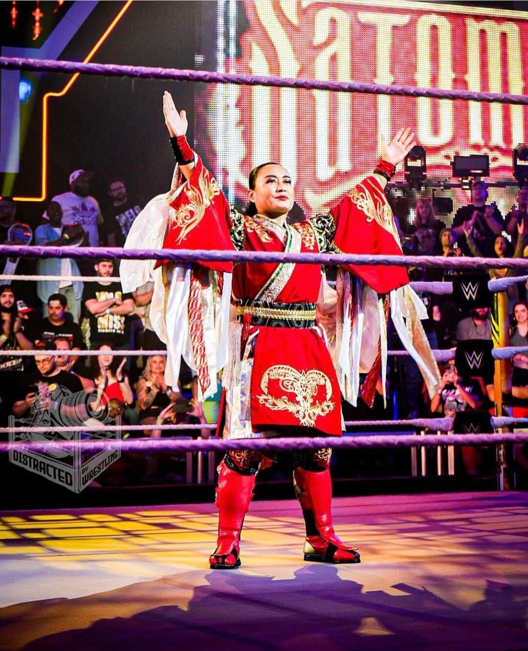 里村明衣子さんのインスタグラム写真 - (里村明衣子Instagram)「We had  built trust.  That's why  I  fought so hard. Her fighting spirit is worthy of a champion. I hope that she'll get well soon. @roxanne_wwe  Thank you very much for everyone ‼️2023.3.7 #WWENXT #WWE #NXTRoadblock #SENJO #女子プロレス」3月13日 19時14分 - meiko_satomura