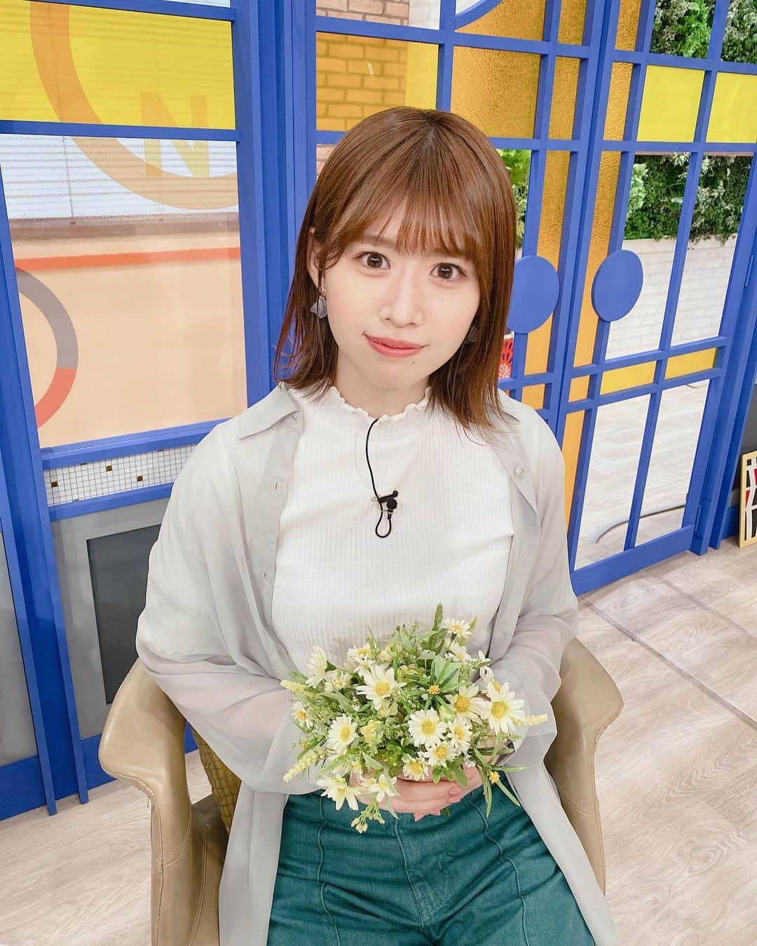 佐藤朱のインスタグラム：「💚🌼 . 今週も春らしい日が続きそうですね。 外で運動するにもぴったりになってきました🏃‍♀️  #ひるまでウォッチン #東北放送 #仙台 #アナウンサー」