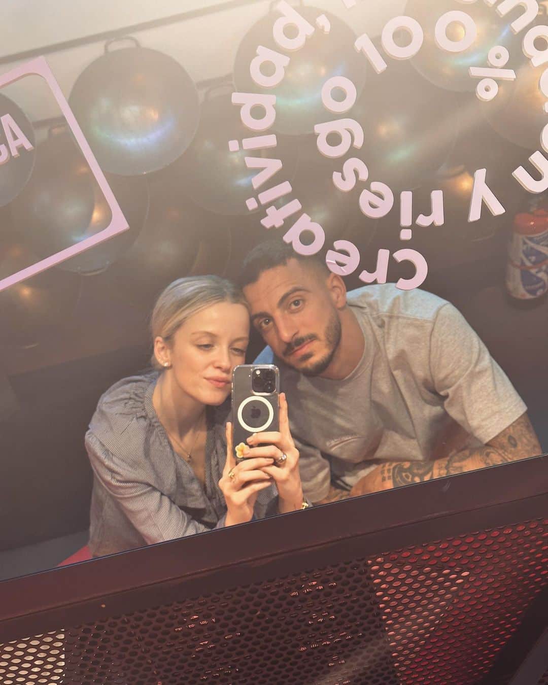 のインスタグラム：「The place to be @streetxo_madrid ❌⭕️」