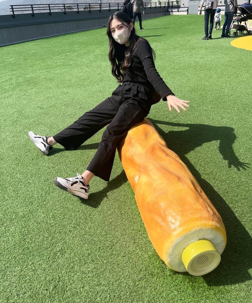 花岡咲のインスタグラム：「_  竹ちくわ可愛かった😂🫶🏻  #くるくるなると #徳島」