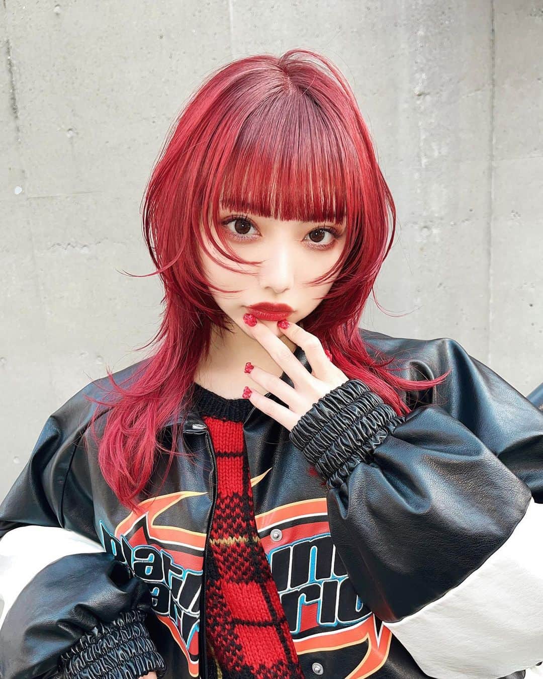 のインスタグラム：「new hair ✂︎ @king_chi  ちあきさん♥︎  レイヤーつよめだから結んで剣心スタイルにすることも可能」