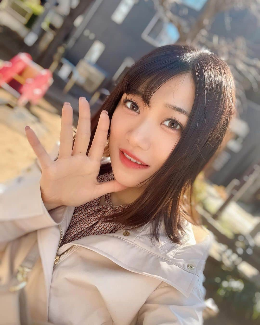 小梅えなのインスタグラム：「お知らせ- ̗̀📣 7万人記念ライブやるよ〜ん(*｣´□`)｣ 3月16日18:00~です😆✨️ 毎度ながらアーカイブも残すよ！ 見にきてくれるの待ってるね💞💞  #7万人記念ライブ #小梅えな #えなっち #av女優 #jav」