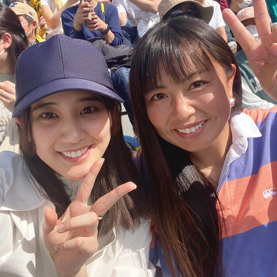 桑井亜乃さんのインスタグラム写真 - (桑井亜乃Instagram)「※ #ラグビーわんだほー！ #39 22時から⏰ ただいま、放送中🫶 #jsports 📺  久しぶりのわんだほー！ファミリー🥰 あっという間のお時間でした🫣 ほっこり😳 ホワイトデーもありがとうございました🥺  #浅野杏奈 さん #村上晃一 さん #谷口廣明 さん  是非、見てください💕  土曜日はひろなちゃんと#leagueone 観戦  2人とも大人になったね！って🥹 ラグビーもご飯も幸せ時間だった🫶 #山崎紘菜 ちゃん 出会って5年が経ちました🫣  そして、私はこれからフィジーに行ってきます🇫🇯✈️  #rugby7s #ラグビー #ラグビー日本代表 #サクラセブンズ #ラグビー #rugby #女子ラグビー #レフリー #referee #八木橋百貨店 #canterbury #puma #大正製薬 #五反田病院 #きたもと脳神経外科クリニック #解説 #コメンテーター #commentator #フィットネス女子 #女子アスリート #anokuwai #worldseries #オリンピック」3月13日 22時39分 - ano.1020