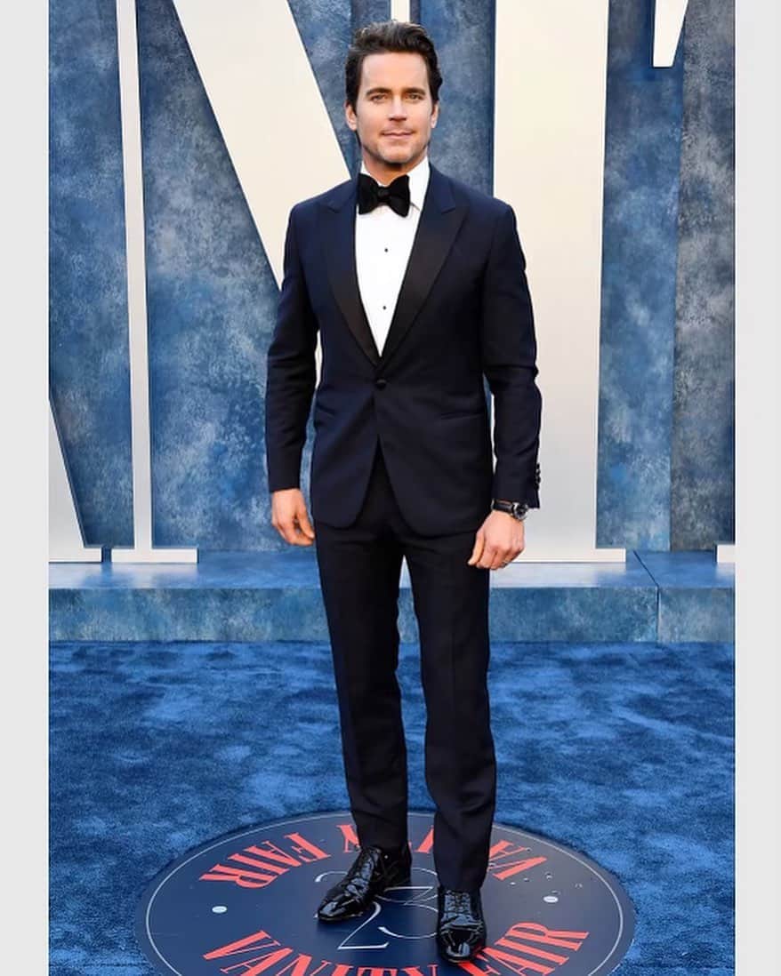 マット・ボマーのインスタグラム：「Vanity Fair ‘23. Styled by @warrenalfiebaker 💇‍♂️: @davidcoxhair」