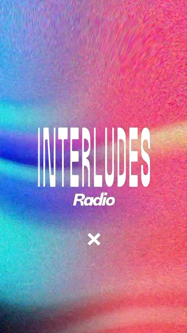 The xxのインスタグラム：「On Friday it was a year ago since the first episode of our Interludes Radio on @applemusic came out 🌞 One year, 6 episodes with some brilliant guests and music. All episodes available on Apple Music!」