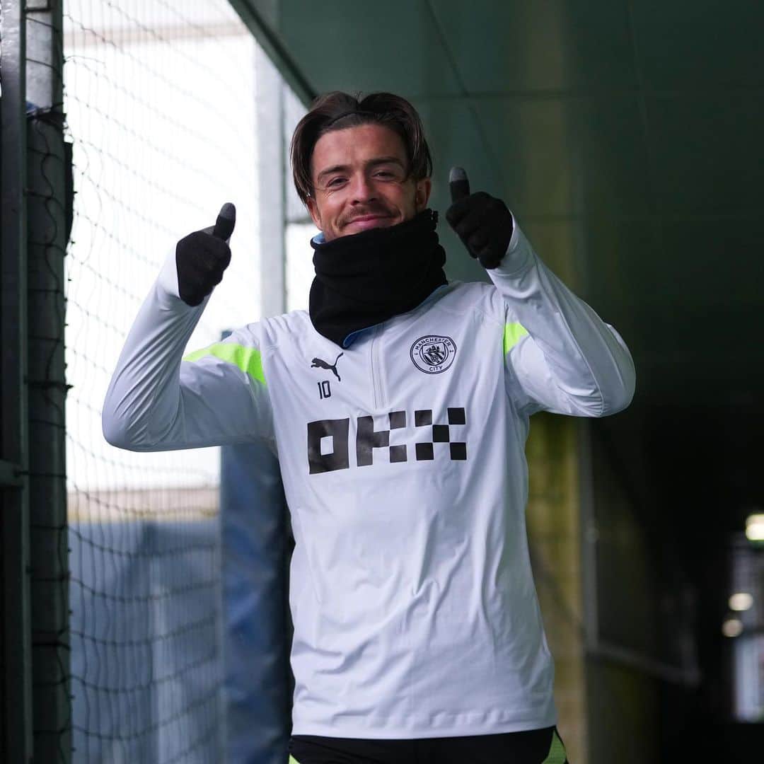 ジャック・グリーリッシュのインスタグラム：「Let’s go #UCL time ⚽️💙」