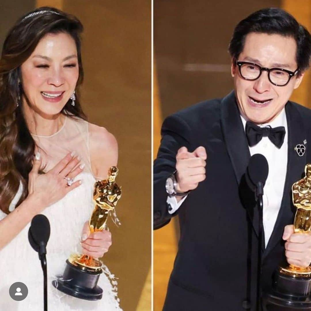 レジー・リーさんのインスタグラム写真 - (レジー・リーInstagram)「Game changing! What an absolutely historic night last night! Congratulations to @michelleyeoh_official @kehuyquan and the cast and team of @everythingeverywheremovie .  #representasian #iwonthecupcake #itsanhonorjusttobeasian @bigsugarbakeshop  “For all the little boys and girls who look like me watching tonight, this a beacon of hope and possibility. This is proof that, dream big and dreams do come true. And ladies don’t let anybody tell you you are ever past your prime”  —Michelle Yeoh」3月14日 5時01分 - mrreggielee