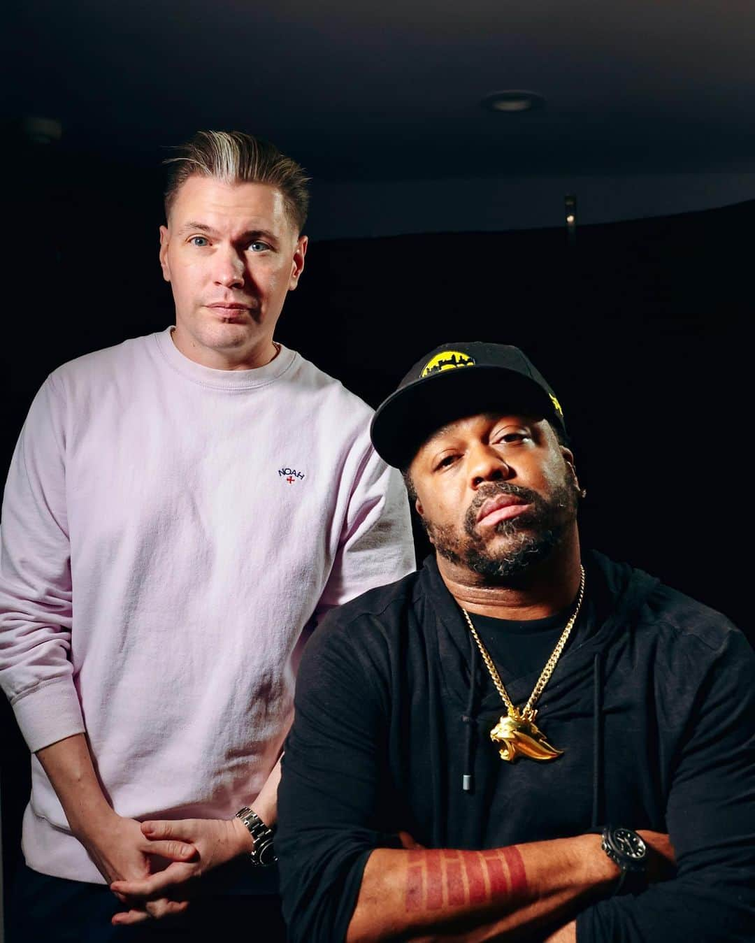 ジャスト・ブレイズさんのインスタグラム写真 - (ジャスト・ブレイズInstagram)「So here’s how I discovered @justblaze: In September of 2000 I was writing Direct Effect at MTV—their live, daily hip hop answer to TRL. One afternoon MTV’s head of talent relations, Fred Jordan (RIP), pops into my office and asks if I want to hear the new Jay-Z album. Duh. So I follow him up to his office  ​and who is sitting there alone? Yup, Jay-Z. Unfortunately, Jay only has a DAT, so Fred had to search the building to find a DAT player. Which left my extremely awkward 20 year old self extremely alone with the biggest rapper in the world. Jay broke the ice with, “So you’re the hip-hop guy? *Hov laugh*” and then proceeds to grill me on my top Kane and Rakim verses. We agreed on “Raw” but agreed to disagree on Rakim (I was team “Juice”, he “My Melody”). Finally Fred returned, + Jay pops in the tape and plays us the “Dynasty Intro” and…WHAT??! Jay chuckled, “You know, what’s the point of an intro if doesn’t let ‘em know you’re the best to ever do it? *Hov Laugh*.”  Of course we made him play it 3x, and I got to inquire who produced it, ‘cause, godly as the verses were, the beat was also unlike anything I had ever heard before. He said, “Just Blaze.” “Dude that did the Sigel/Bleek song? Isn’t he more of a keyboard guy?” I asked, knowing nothing of Just’s pedigree beyond “Who Want What.” Jay just smiled, “Oh nah, you gotta hear what he gave me for this album…” And then he pressed play.  What followed was the rough draft of Roc-A-Fella’s signature sound, and Just’s contribution—the most aggressive, noisy and belligerent of the bunch—were the ones that spoke to my soul. He took everything I loved about the sample-based hip hop production of the 90s, and combined it with the heavy bass and ear splitting percussion of Triton-era, and made something both completely modern and completely classic.  Over the next 20+yrs he would continue to blow my mind again and again, amassing a catalog uniquely evenly divided between quintessential b-sides and ubiquitous pop hits. So its a great joy to host Just for this week’s ep and talk his passion, his path, and his next chapter as a creative leader at the Brass Lion video game studio, + more. On @bloombergtv + YT. Thx, @acura」3月14日 6時08分 - justblaze