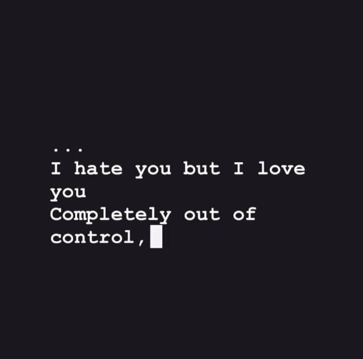 鷲尾伶菜のインスタグラム：「. I hate you but I love you.  夫を社会的に抹殺する5つの方法 次回最終回。 一緒にみましょう🔪  #soaddictive」