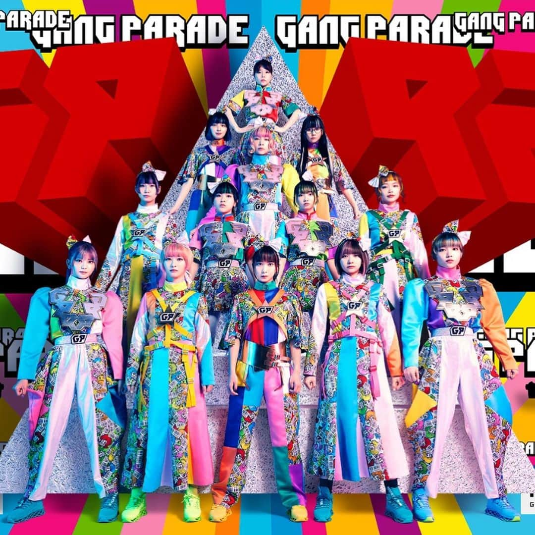 田中秀幸さんのインスタグラム写真 - (田中秀幸Instagram)「New Visual ‼︎ 2023.05.10 Release GANG PARADE Major 2ng Album 『OUR PARADE』   Art Direction by @Tanaka2000  Costume Design by @POPOPOROM   #ギャンパレ　#art #illustration #supermilkchan #bustagroove」3月14日 10時27分 - tanaka2000