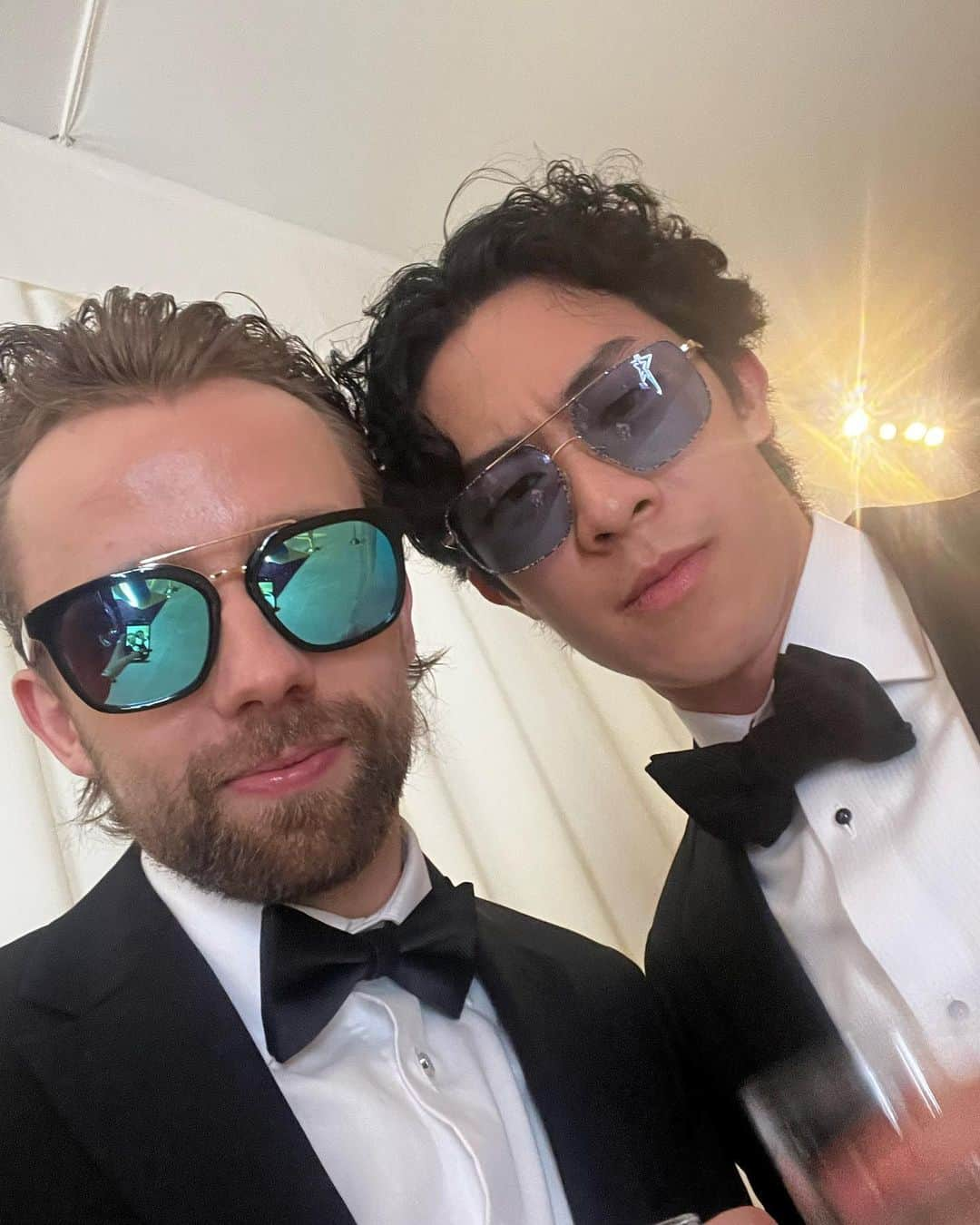 ジャン＝リュック・ベイカーさんのインスタグラム写真 - (ジャン＝リュック・ベイカーInstagram)「Yo. What is my life!  A little glimpse into last night at the Elton John AIDS Foundation 31st Annual Academy Awards Viewing Party.   #academyawards #oscars #eltonjohn #eltonjohnaidsfoundation #EJAFOscars #whatanight #oneforthebooks #suitedup #gettyimages #miguel #wizhalifa #nathanchen」3月14日 10時44分 - jeanlucbaker