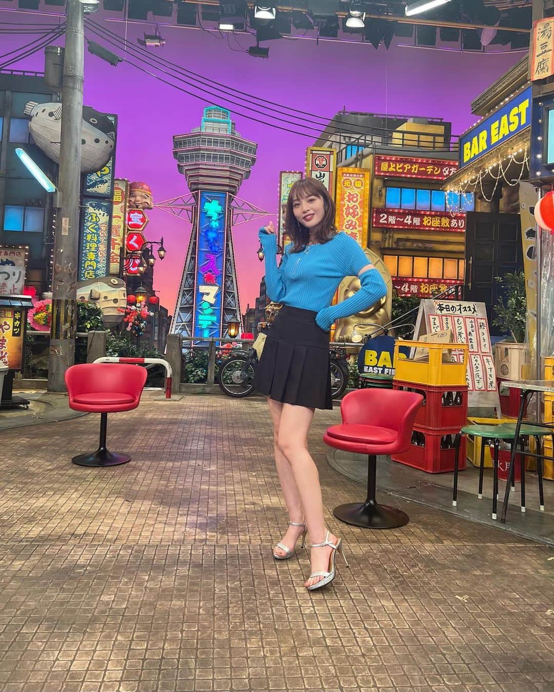 神部美咲のインスタグラム：「今夜19:00〜 関西テレビ【ちゃちゃ入れマンデー】 出演させて頂きます🙇‍♀️💓  久しぶりのちゃちゃ入れ空間 最高に楽しかったです！  笑い過ぎて次の日腹筋 軽く筋肉痛でした。笑笑  ぜひご覧ください💓  #ちゃちゃ入れ #ちゃちゃ入れマンデー」