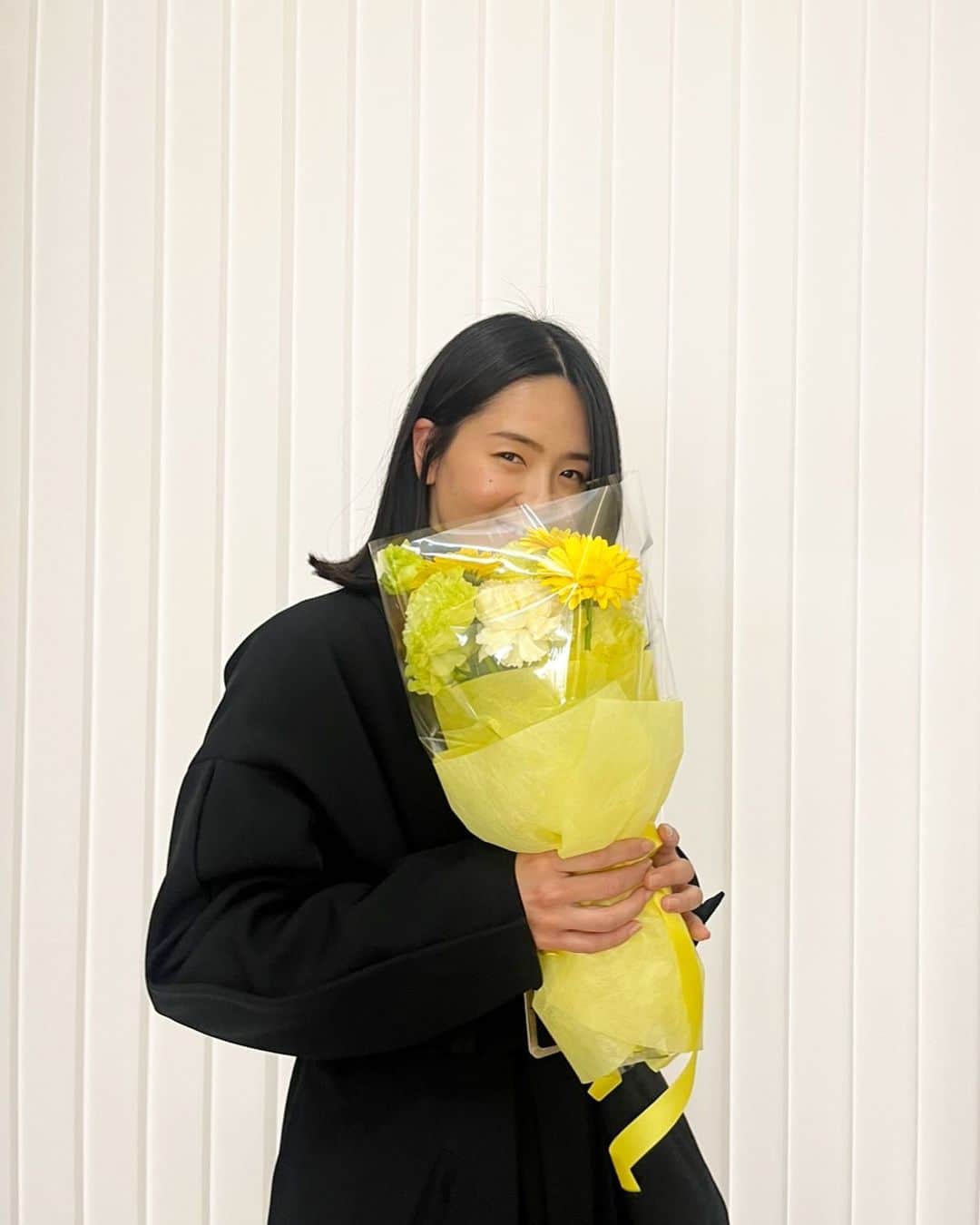 のインスタグラム：「お仕事でいただいたお花🌼」