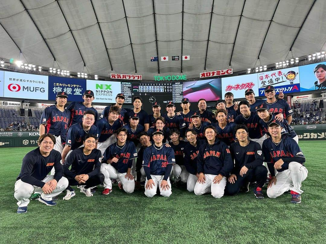 ダルビッシュ有のインスタグラム：「またいつか一緒に🇯🇵 #栗林良吏  #WBC2023 #TeamJapan」