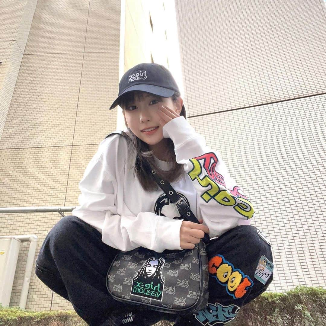 きりたんぽのインスタグラム：「久しぶりポカポカ日和で沢山パシャリ📸☀️😅みんなはお外に出てるかな❓🤣健康の為に歩かないと僕みたいに不健康になっちゃうゾぉ～⁉️😄💦なんつってσ(^▽^;)」
