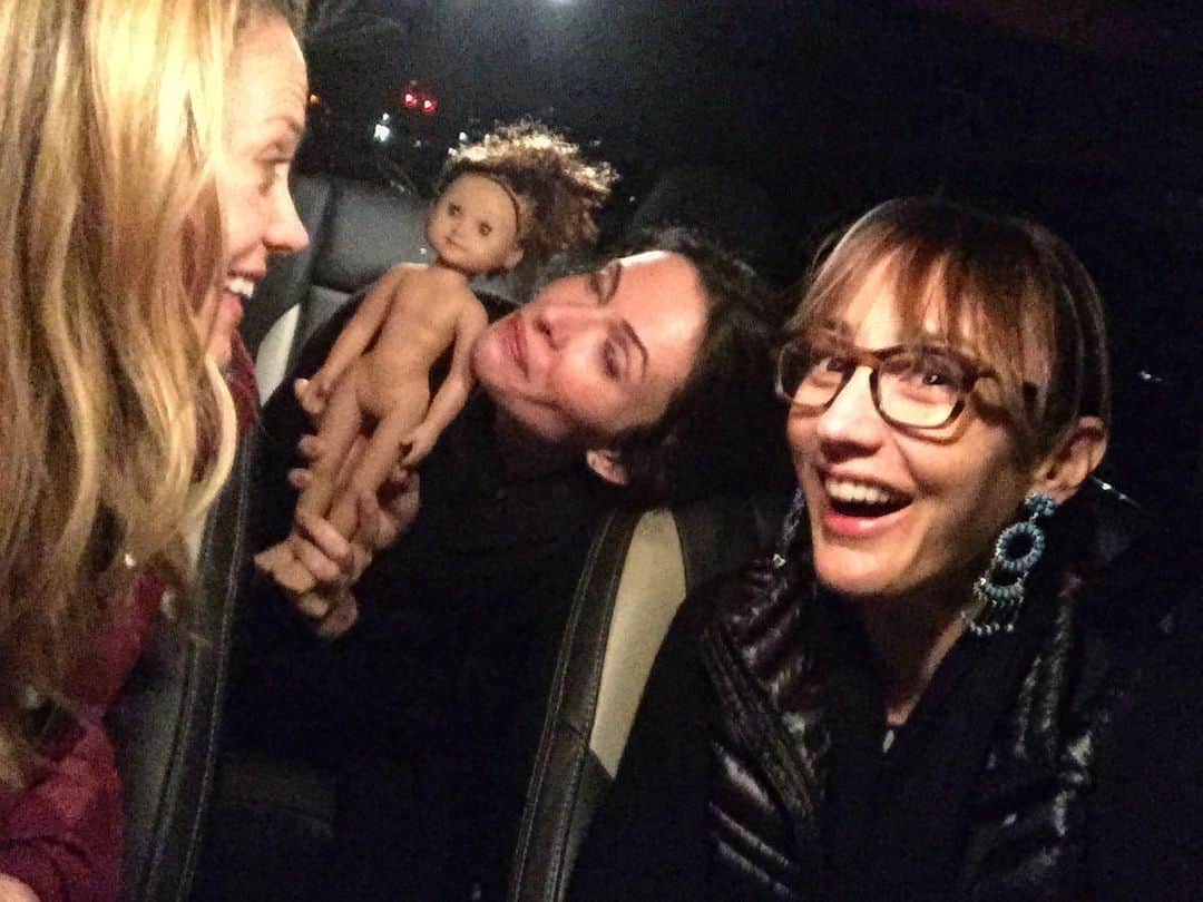 クレア・コフィーのインスタグラム：「It’s the moment we have all been waiting for!! It’s @realbreeturner’s FIRST AIRED EPISODE !! @bitsietulloch and I get to grill our favorite girl on everything that was going through her mind as she built the MOST BELOVED Rosalee. As you all by now know there is no more kind, committed, hard working maker of magic than @realbreeturner. Download @thegrimmcast now!! Also BTW get yourself friends who will pose in a parked car with a naked baby doll bcause that if that isn’t the meaning of life」