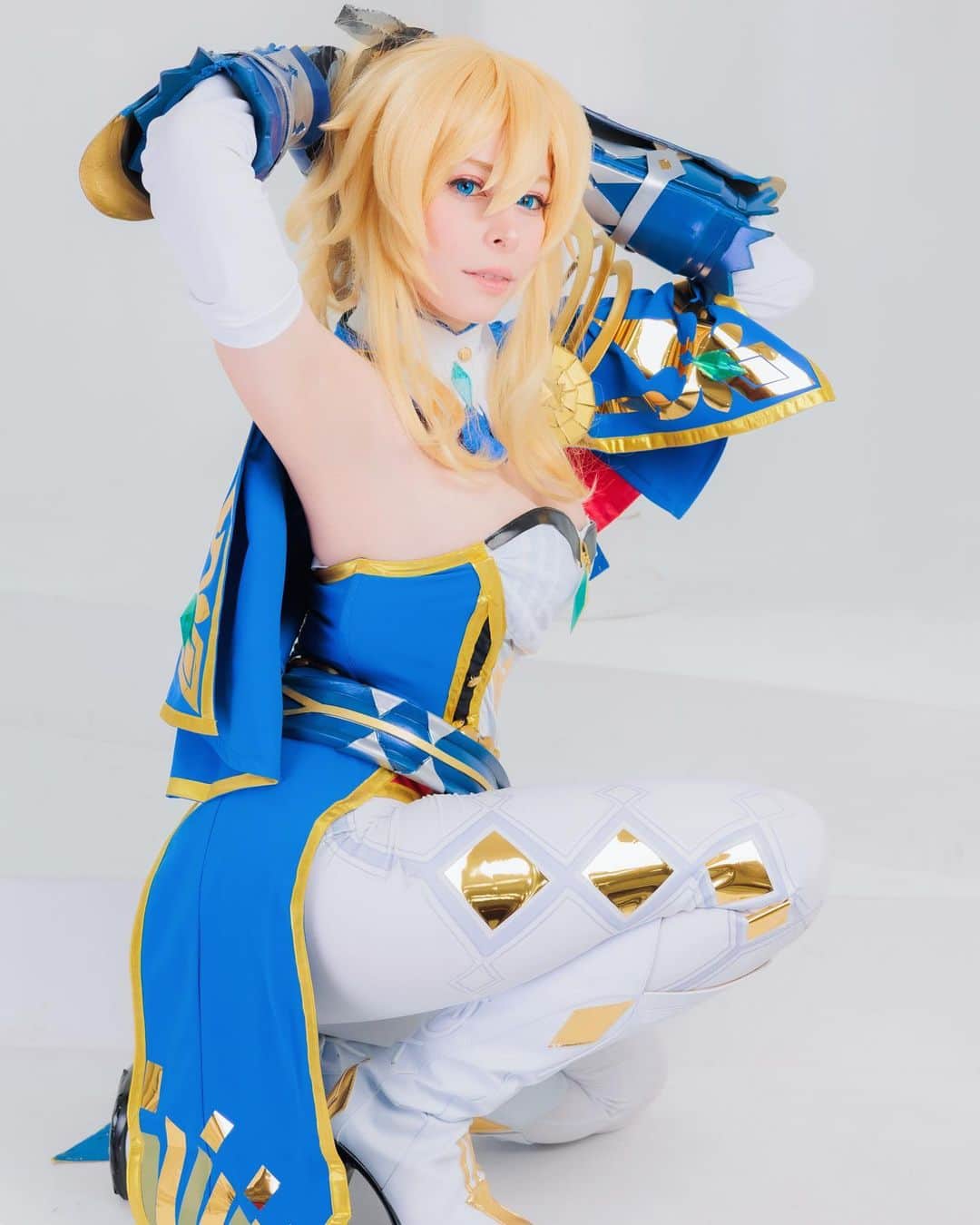 ユリコ・タイガーのインスタグラム：「💙 Happy Birthday Jean 💙 ジン団長お誕生日おめでとう！  I miss playing Genshin ;3;) How many fans of this game are my followers? 🤍   PH: @cozy1215 さん Armor: @jenny.desu   #ジン生誕祭2023 #原神コスプレ #ユリコタイガー　 #genshincosplay #genshin #cosplayer #genshinimpact #yurikotiger #coser #italiancosplayer #外国人モデル　#撮影会モデル　#カメラマン募集 #ハーフ」