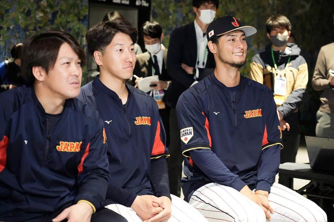 のインスタグラム：「14日、侍ジャパンが東京ドームで1時間半の練習を実施。準々決勝へ向けダルビッシュ有投手、吉田正尚選手が抱負を語りました。  #侍ジャパン #WorldBaseballClassic #カーネクスト2023WBC東京プール #大谷翔平 #大城卓三 #ダルビッシュ有 #佐々木朗希 #伊藤大海 #湯浅京己 #吉田正尚 #源田壮亮 #大勢 #甲斐拓也」