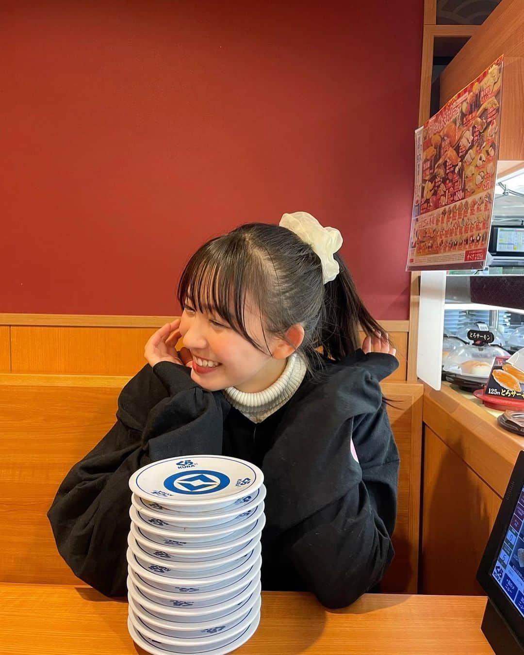 志田音々さんのインスタグラム写真 - (志田音々Instagram)「🍣 お寿司食べたい食べたい💭  ねねまるちゃんねるYouTubeで くら寿司さんに行ってきました🤤 好きなネタ一緒かな？」3月14日 21時03分 - shida_nene0715