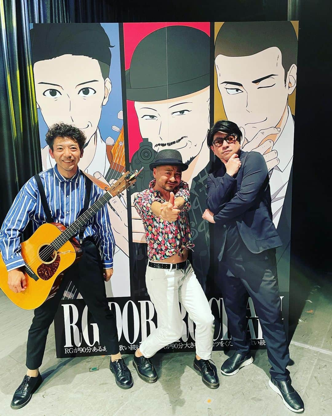 森慎太郎さんのインスタグラム写真 - (森慎太郎Instagram)「Rさん、今日はありがとうございました。 来てくれたみなさんもありがとう。 歌でみなさんと繋がりました！つまり、合体ですよねRGさん！ #レイザーラモンRG #あるある」3月14日 21時11分 - doburockmorishintaro