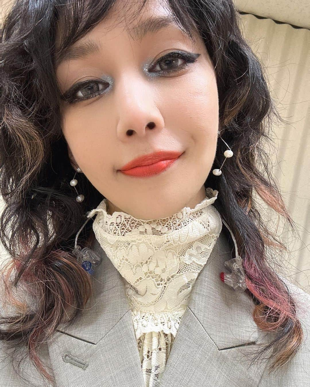 中島美嘉さんのインスタグラム写真 - (中島美嘉Instagram)「. うたコン 見てくださった方 ありがとう ございました！  #うたコン #Beyond #中島美嘉 @tarohoriuchi  @e.m.__official」3月14日 21時31分 - mikanakashima_official