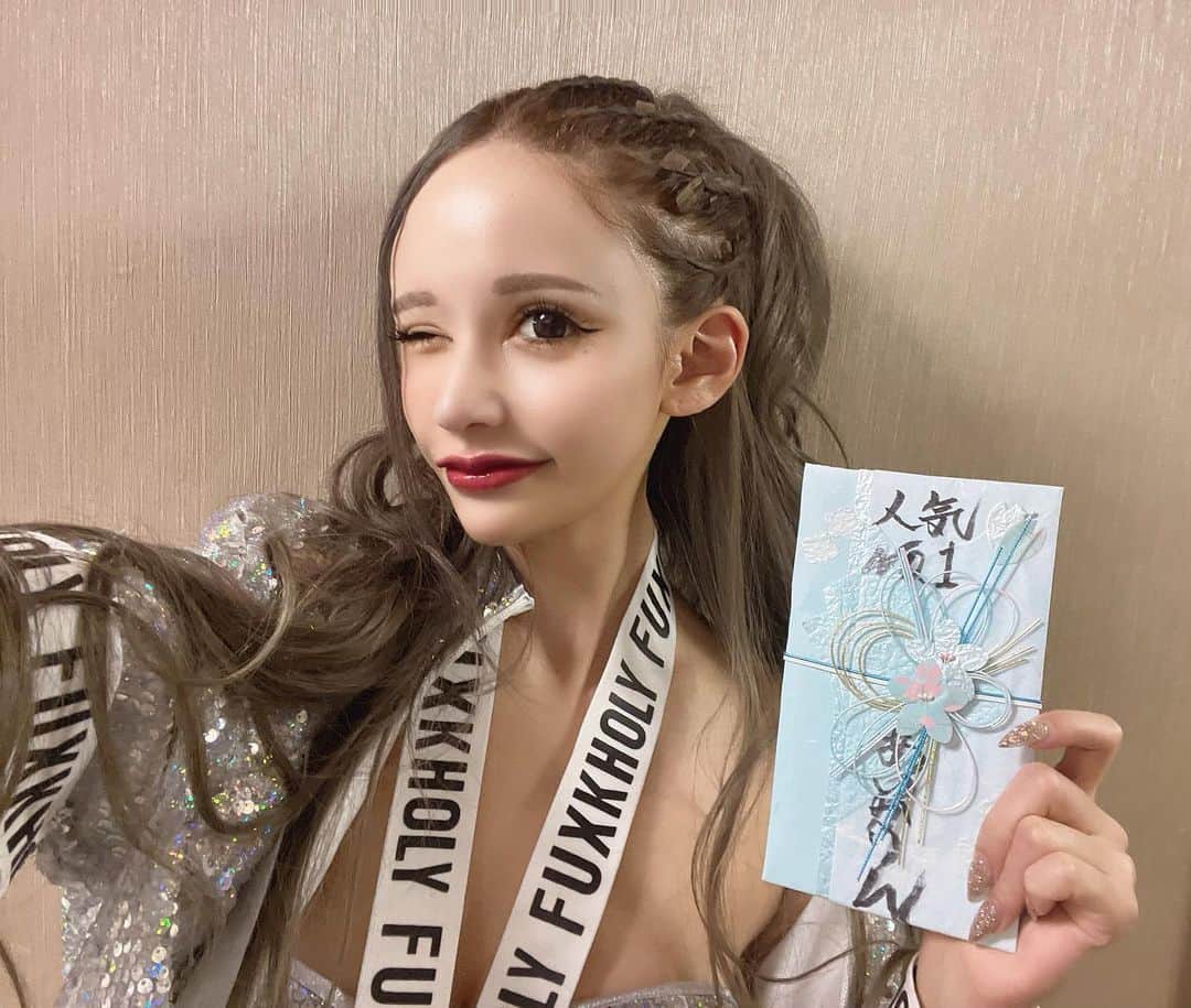 のインスタグラム：「ハッピーホワイトデイ💏」