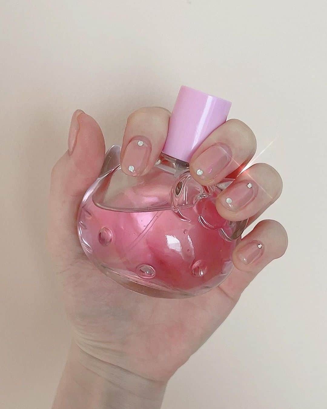 吉田菫さんのインスタグラム写真 - (吉田菫Instagram)「nail🍑🌸  #nail #spring #peachcolor #springnail」3月14日 22時23分 - sumiredooon1228
