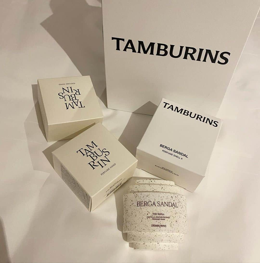 のインスタグラム：「🪄  ずっと欲しかったハンドクリームを手に入れた🤍  #tamburins #tamburinsjennie」