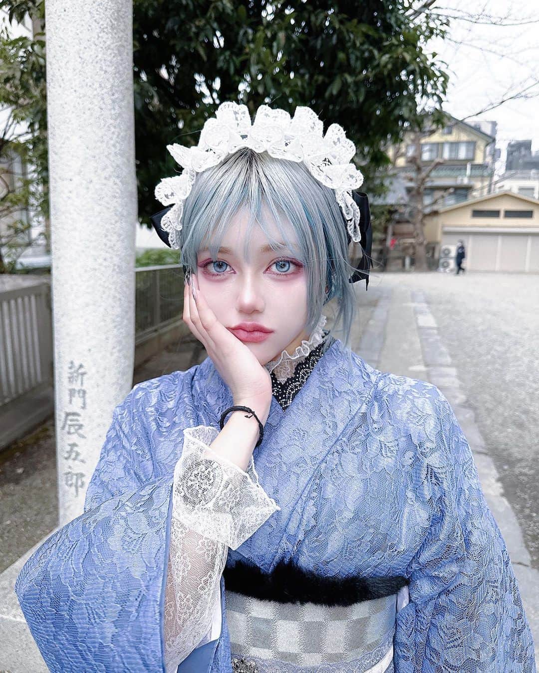 赤羽律のインスタグラム：「花粉症で苦しんでる毎日、、みんなはどう？」