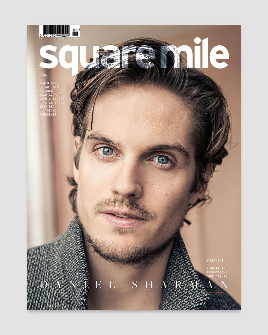 ダニエル・シャーマンのインスタグラム：「"This might be a big mistake but I’d rather be penniless and be proud of something" – @danielsharman talks us through his motivations for life, career and everything in the new issue of @squaremile_com magazine. Check out the full interview on Square Mile's website (link in the bio). Swipe right to see the Collector's cover. . Photography: @lee_malone_photography Styling: @jayhines_ at @theonly.agency Assistants: @ashleypowell_x & Milique Grooming: @alexisdayhmu using @yslbeauty and Devines Haircare Show: Daniel Sharman stars in #ATownCalledMalice, available on @SkyTV from 16 March . Coat and T-shirt: @giorgioarmani Shirt: @badlandsstudio  Trousers: @coobalondon Shoes: @grensonshoes」