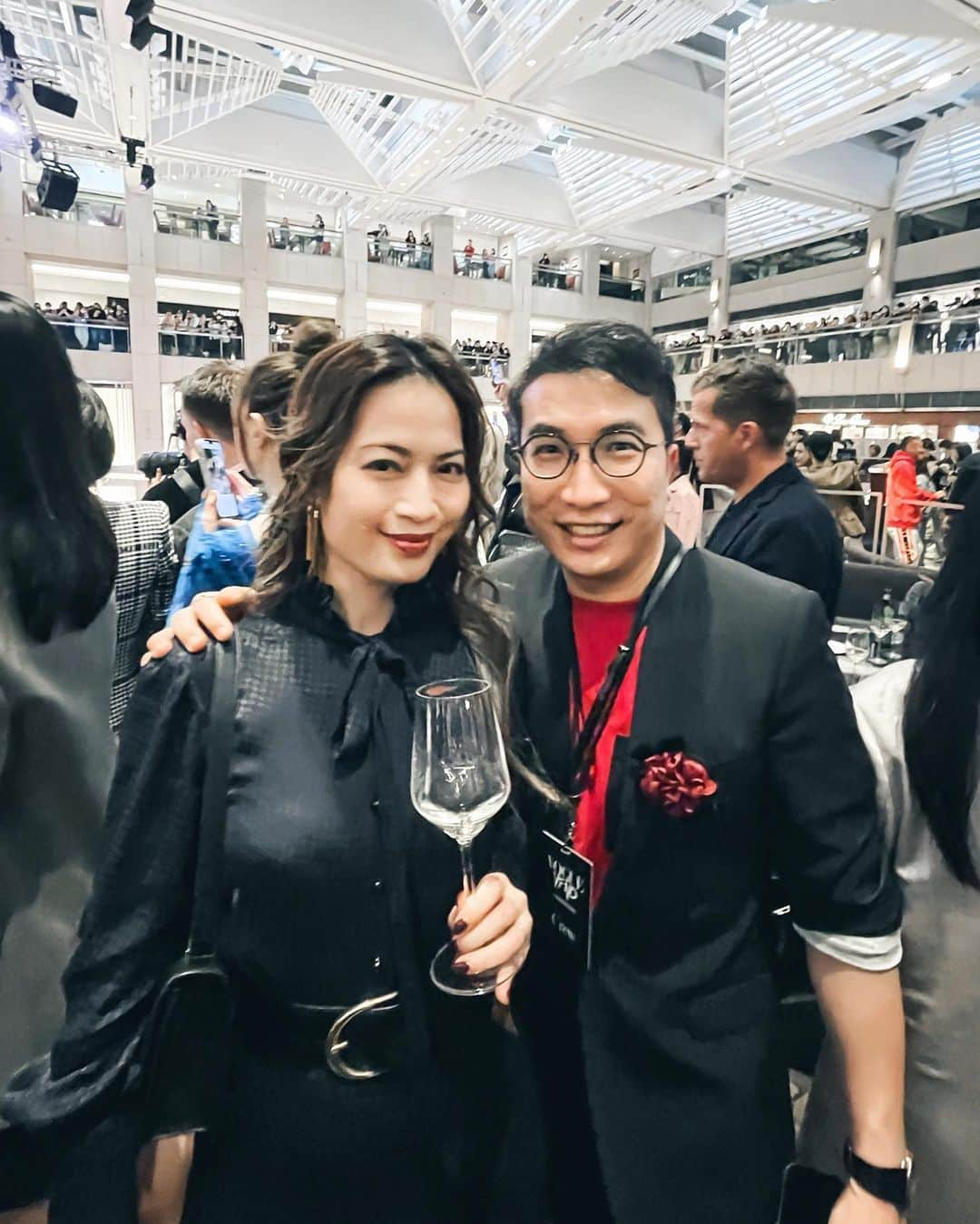 Ruby Kwanさんのインスタグラム写真 - (Ruby KwanInstagram)「Wow! So glad to see big event is back. 🥂 Hong Kong’s first VOGUE FASHION’S NIGHT OUT!!! #VFNOHK  Thank you for having me. @voguehongkong @exr_consulting   My fashion statement tonight: Dress, earrings, belt and shoes @ysl #saintlaurent  Bag @dior #Dior #dior30montaigne  Hair @johnchung_barbieri  #rubykwan #rougecloset」3月15日 1時09分 - rougecloset