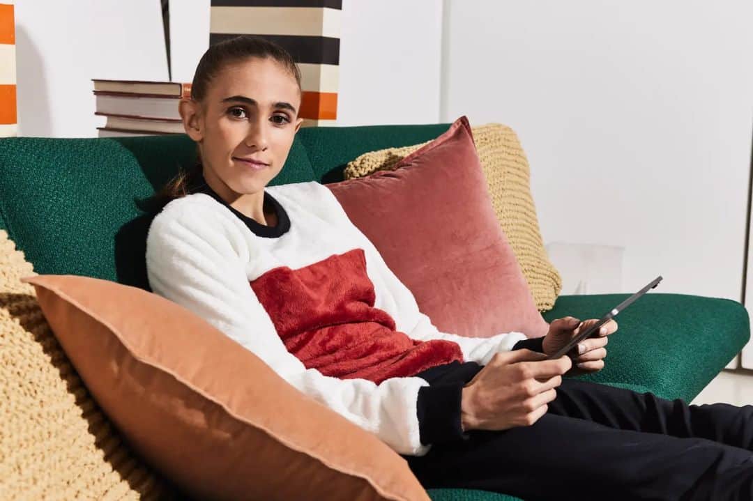 のインスタグラム：「Una mattinata di relax ripensando alla "scalata" insieme alla #FastwebSquad... Com'è andata? Fate swipe per scoprirlo!  #TuSeiFuturo #Fastweb #ad」