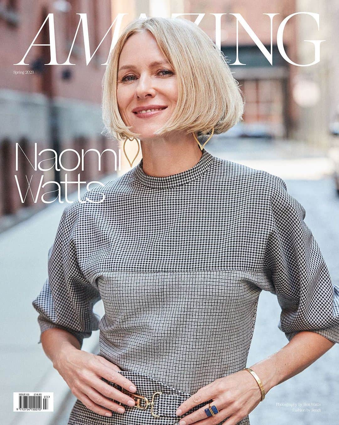 ナオミ・ワッツのインスタグラム：「Fresh from a standout performance in The Watcher and back on set for Feud: Capote’s Women, twice Oscar-nominated actor @naomiwatts is also turning her hand to something entirely new: supporting and educating women through menopause. Her menopause wellness company and community, @iam_stripes, launched its first 11 products in October 2022.  “We have the products to support women, but really the brand is three-pronged,” says Watts. “We want to have a community, because that's half the solve of the problem, just knowing that somebody's out there going through the same stuff that you are going through. Then there’s the education piece; we have doctors on our advisory board and we always want to be completely up to date with the current research, because obviously it's evolving now even more, as this is the first time the community has come together and said, ‘I deserve support and the right treatment.’”  For Naomi’s full interview and shoot, pre-order your copy of AMAZING issue 3 now at theamazingmagazine.com.   @naomiwatts wears @fendi  Photographed by @wattsupphoto represented by @artdeptagency Styled by @xgabriela represented by @kramerandkramer Hair by @rebekahforecast at David Mallett Salon NYC for @thewallgroup Makeup by @marywilesmakeup at @walterschupfermanagement Nails by @lookathisnails at @opusbeauty using @opi Words by @barbiesnaps Creative & Editorial Director @huwgwyther   Editor-in-Chief @julietherd Cover Design by @harry_conor & @aparna_aji Digital Tech/Photo Assistant @jeff_sutera Special thanks to @slatepr and @netflix」