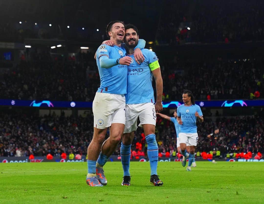 ジャック・グリーリッシュのインスタグラム：「7-0 at the Etihad 😍 lovelyyyyyy! Through to the quarters let’s go lads 💙」
