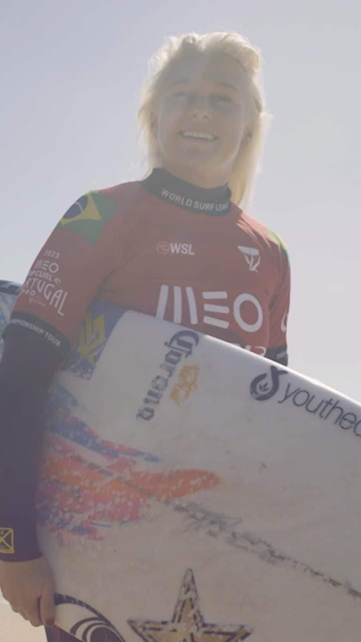 タティアナ・ウェストン・ウェブのインスタグラム：「obrigada portugal 🇵🇹, te amo💘  film&edit @andrecallado」