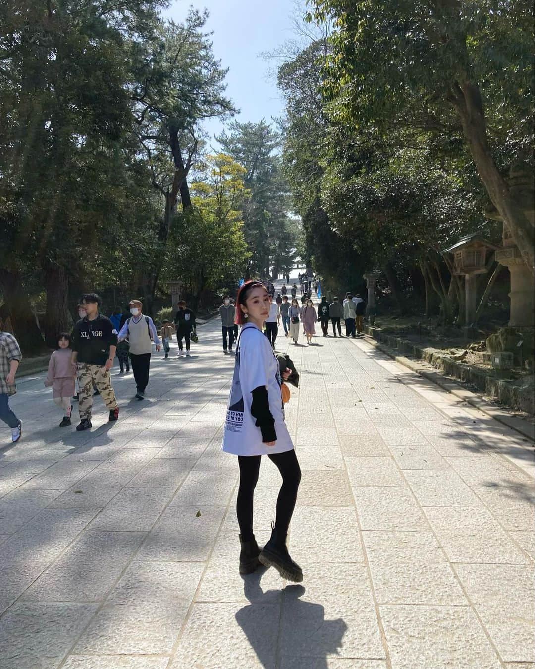 のインスタグラム：「私たちには神様がいる。 守ってくださってありがとう。 そうおもった。  家族で行けて本当に心から嬉しい。ありがとう。  最高のパワーを頂いた！！ 元気モリモリ！！  #愛子先生の出雲旅行⛩  #島根県 #島根旅行 #島根観光 #出雲 #出雲大社  #出雲旅行」