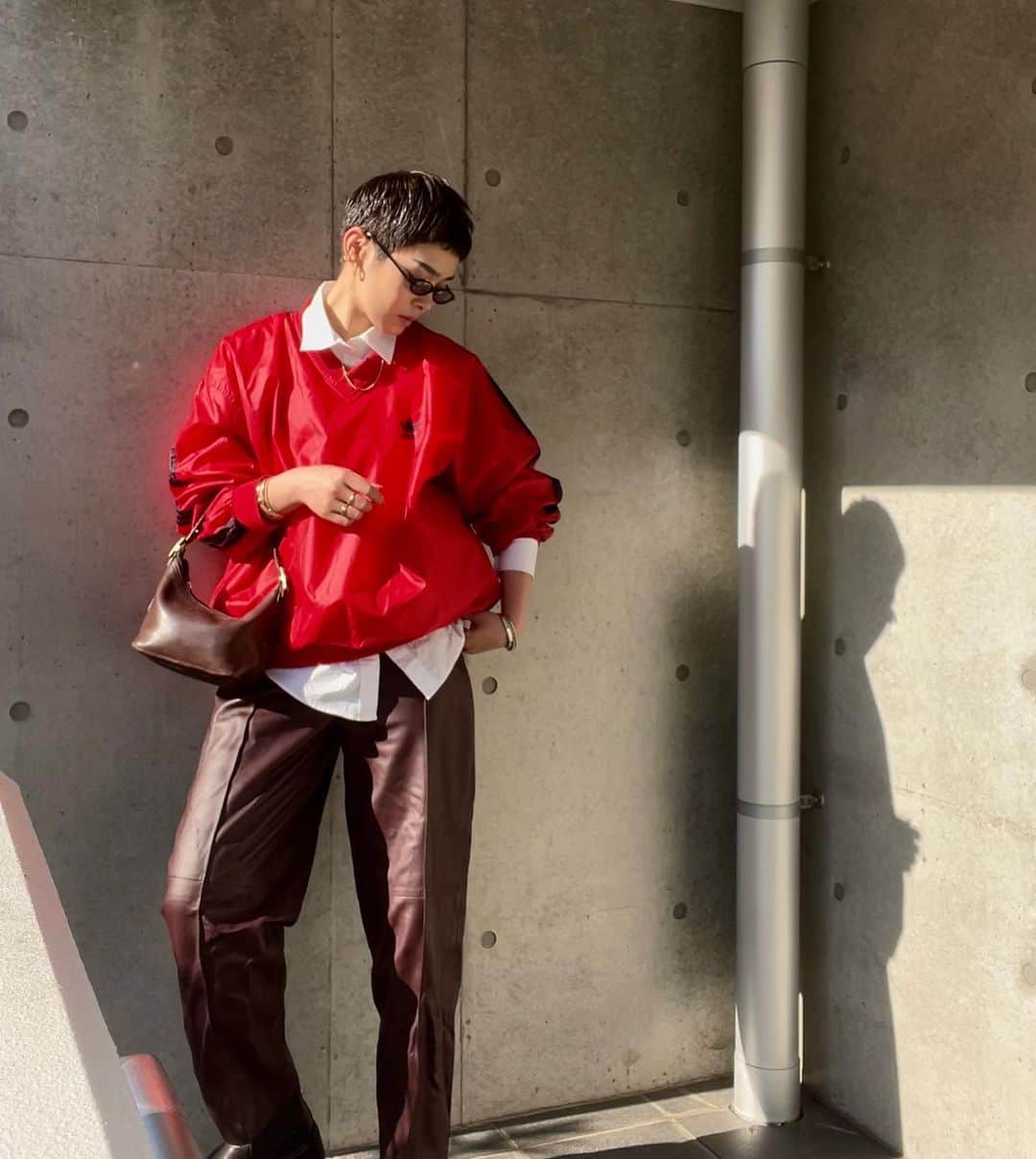 畠山千明のインスタグラム：「🎸🤎」